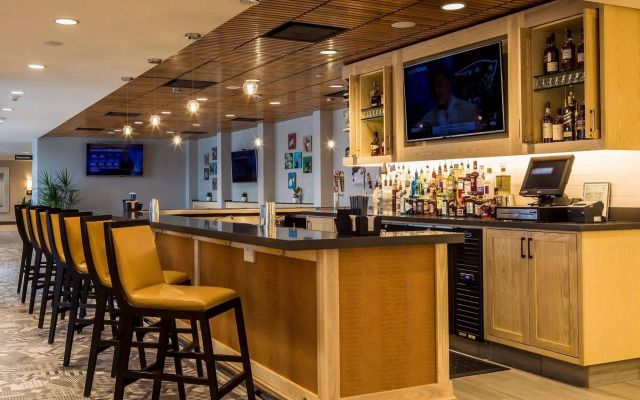 Hilton Garden Inn Pittsburgh Airport