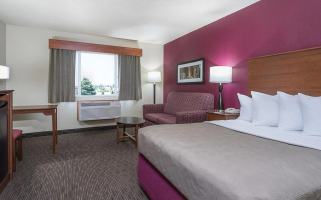 AmericInn by Wyndham Baldwin