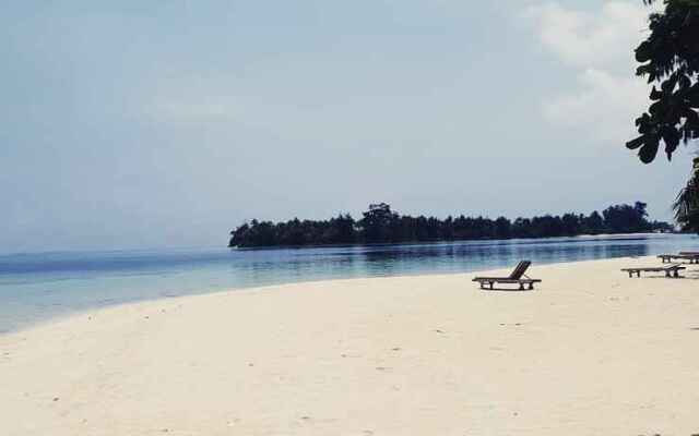 Pulau Pelangi Resort