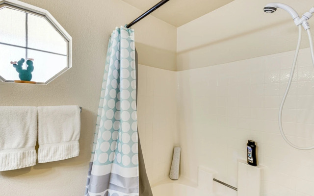 Southwest Getaway w/ Fenced Yard in Chandler!