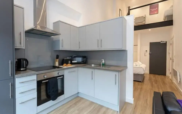 Modern and Spacious Duplex in Manchester City Centre