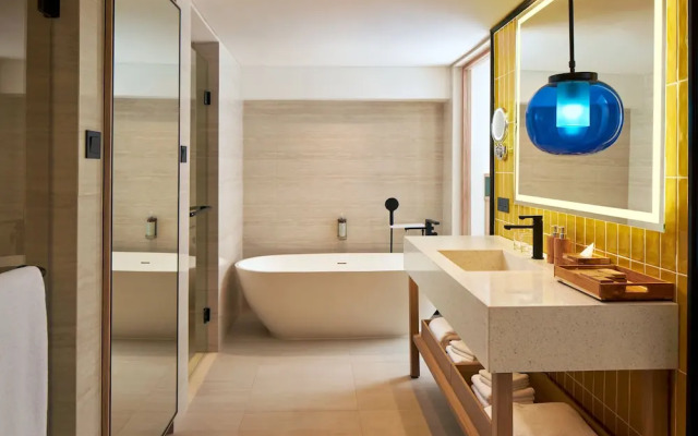 voco Bali Seminyak by IHG