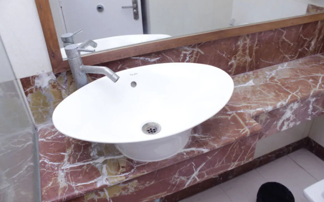 Hotel Daffodils Inn by FabHotels