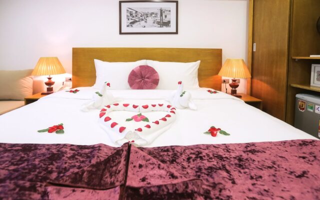Family Hanoi Hotel