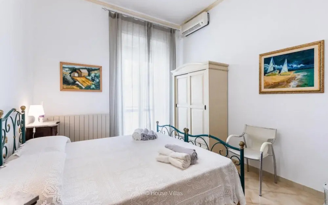 Owl Home in Noto with 2 bedrooms and 1 bathrooms