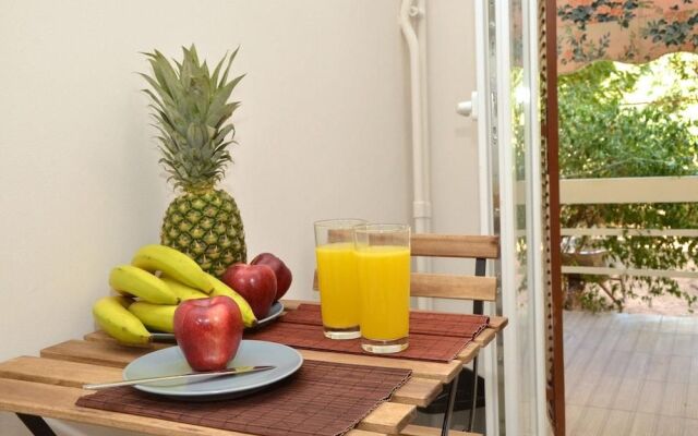 Quiet apartment at the center of Glyfada