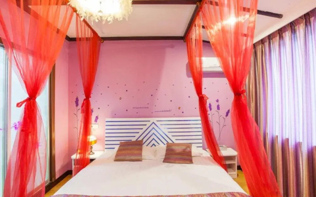 Wuzhen Times Town Theme Inn
