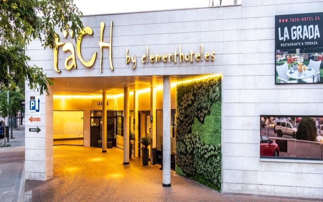 Hotel Tach Madrid Airport