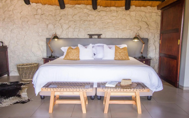 Leopard Mountain Safari Lodge