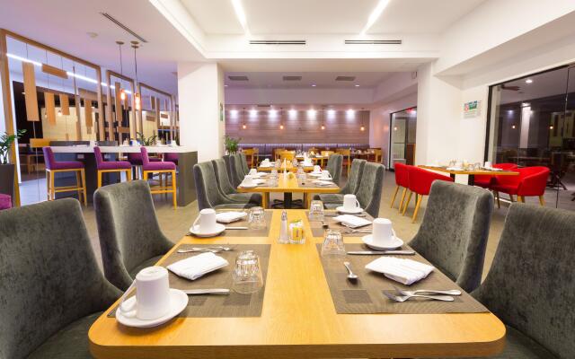 Holiday Inn San Salvador by IHG