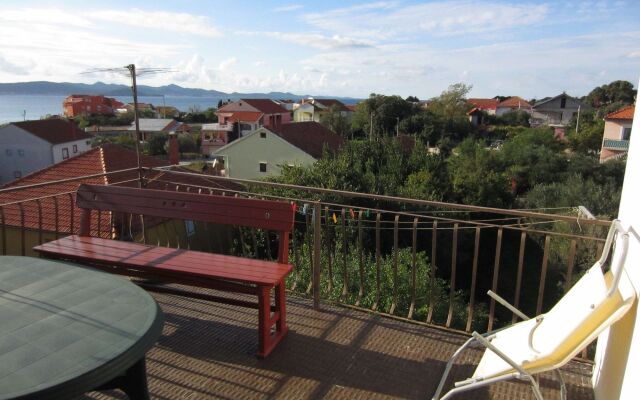 Apartment Marija - close to the sea: A2 Bibinje, Zadar riviera