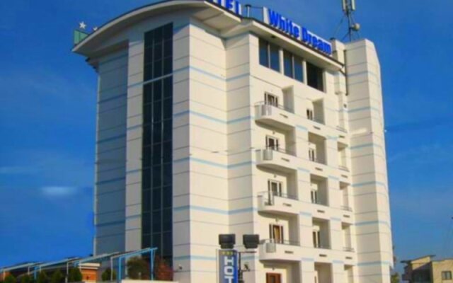 White Dream Hotel