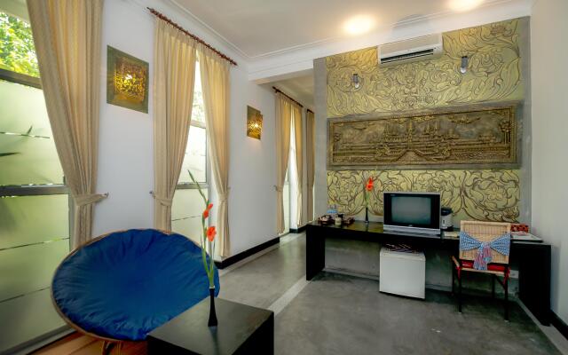 Frangipani Villa-90s Hotel