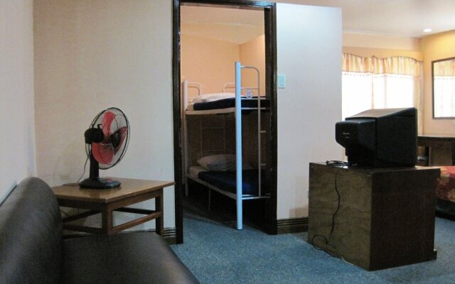 City Travel Hotel