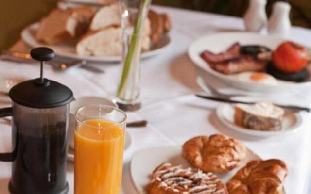 Roundthorn Country House and Luxury Apartments