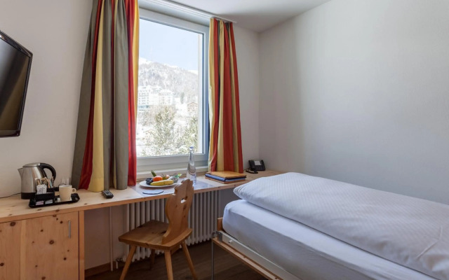 Hotel Waldhaus am See