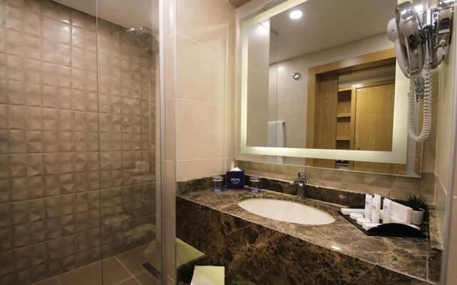 Ramada Hotel & Suites Amman