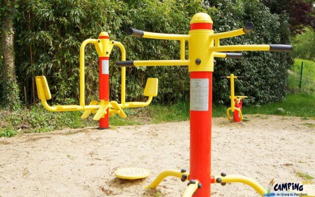 Team Holiday - Camping de l'Etang du Pays Blanc