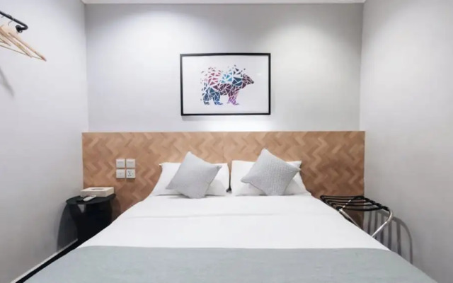 Hotel Calmo Hamilton