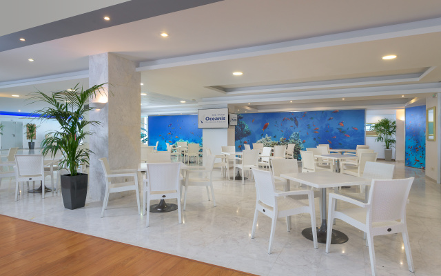 Oceanis Hotel