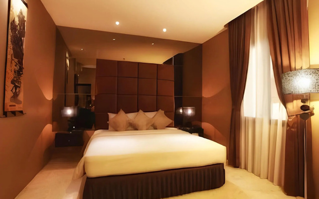 The Palais Dago Hotel