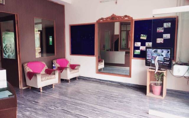 Antariksh Hotel & Resorts