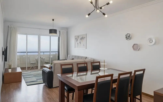 Garajau Iii, With Balcony and sea View