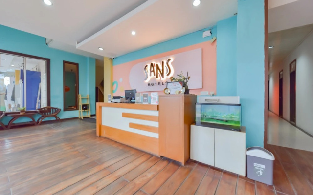 Sans Hotel Zam Zam Syariah Palangkaraya – Lobby – Palangkaraya