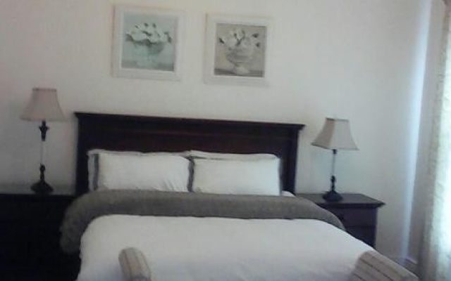 Ashbourne Manor