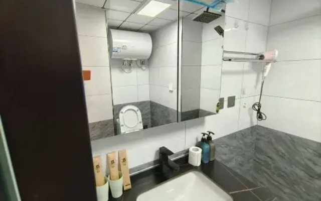Changchun Lianju Loft Self-service Apartment