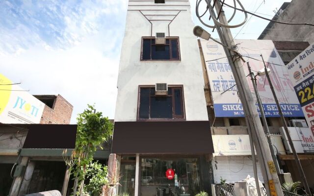 OYO 9243 Trumpets Hotel