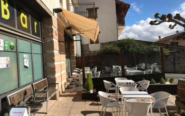 Hostal Ardoi