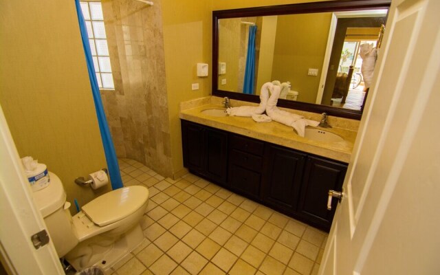 Bonita 305 - 3 Br Condo