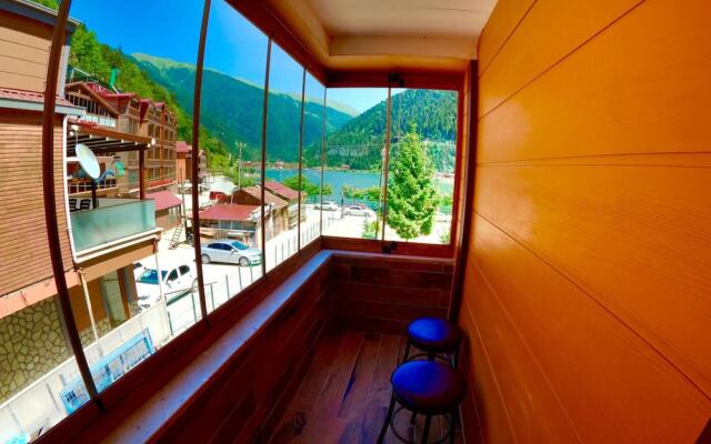 Danis Motel