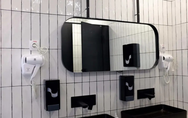 AV capsule hotel & hub