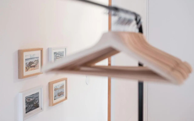 GuestReady - Ladder Mezz