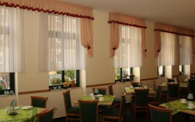 Hotel Adagio