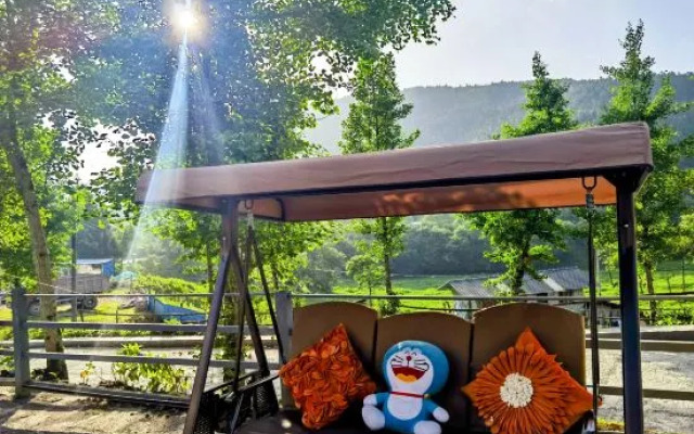Fairy Mountain Jingshan Courtyard