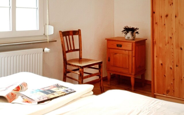 Entenhaus I Ediger-eller