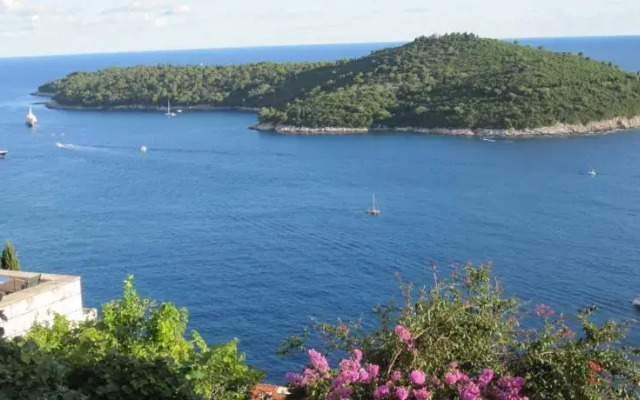 Apartment Lokrum