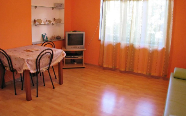 Apartments Miljak