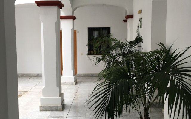 Teodosio Apartment & FREE PARKING