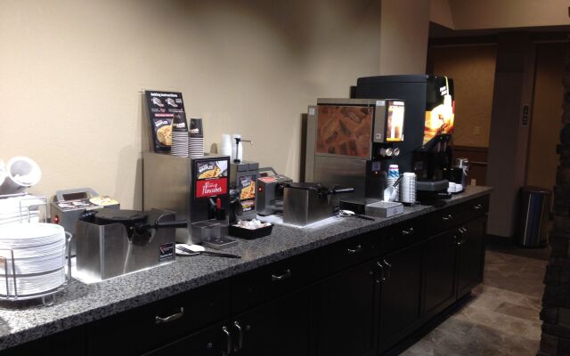 Boarders Inn & Suites by Cobblestone Hotels – Grand Island