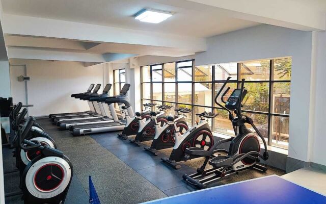 Lux Suites Gold Park Apartments Kilimani