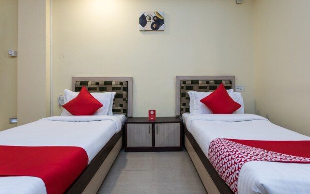 OYO Flagship 17390 Hotel Aaram MG Road