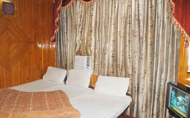 Hotel Jandyal