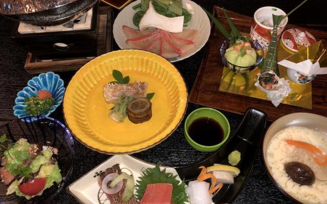 Atami Keienn