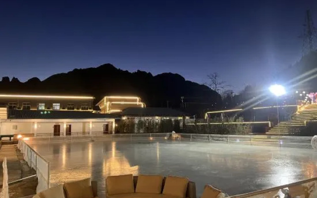Qushuiliuxuan Dashe (Beijing Shidu Scenic Area Branch) – Pool – Beijing