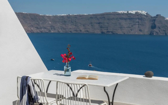 Chelidonia Luxury Suites