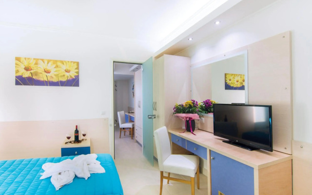 Kouros Palace Hotel